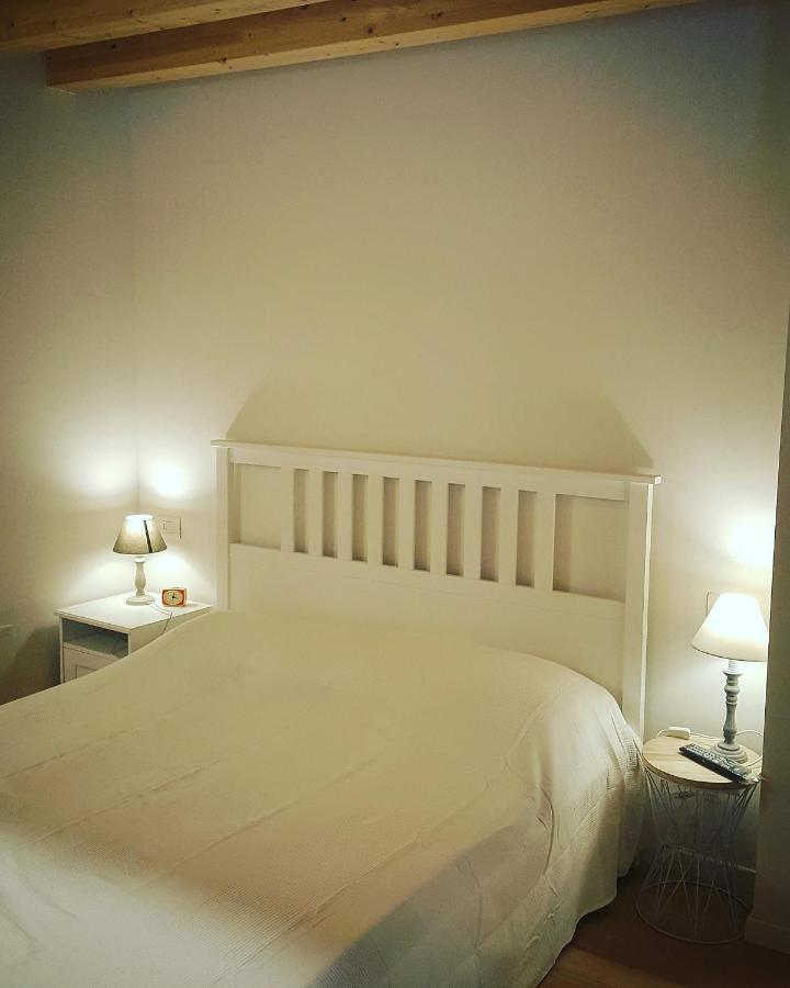 Pie Castello Bed & Breakfast Susegana Bagian luar foto